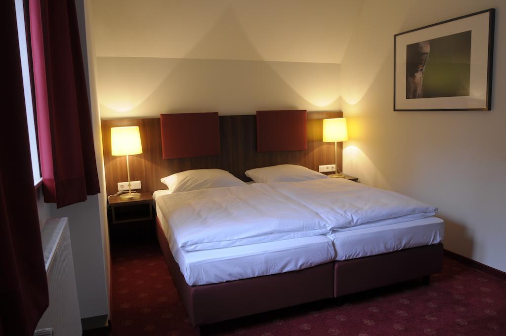 Cavallestro Classic Kitzingen Zimmer foto